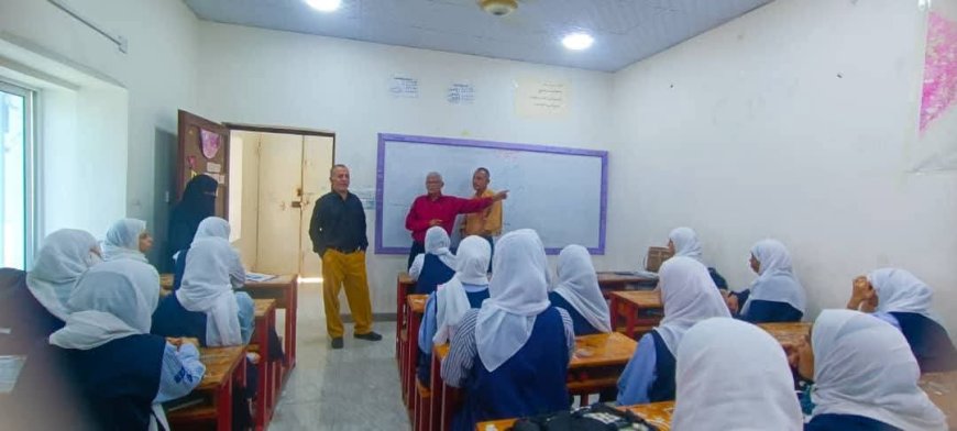 الموسيقار احمد بن غودل يزور مدارس وثانوية التفوق العالمية بمديرية المعلا 