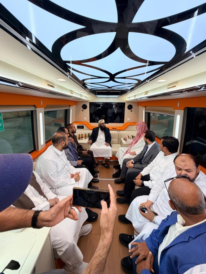 وزير الأوقاف يقف على جاهزية أسطول نقل حجاج بلادنا بين مطار جدة والأراضي المقدسة