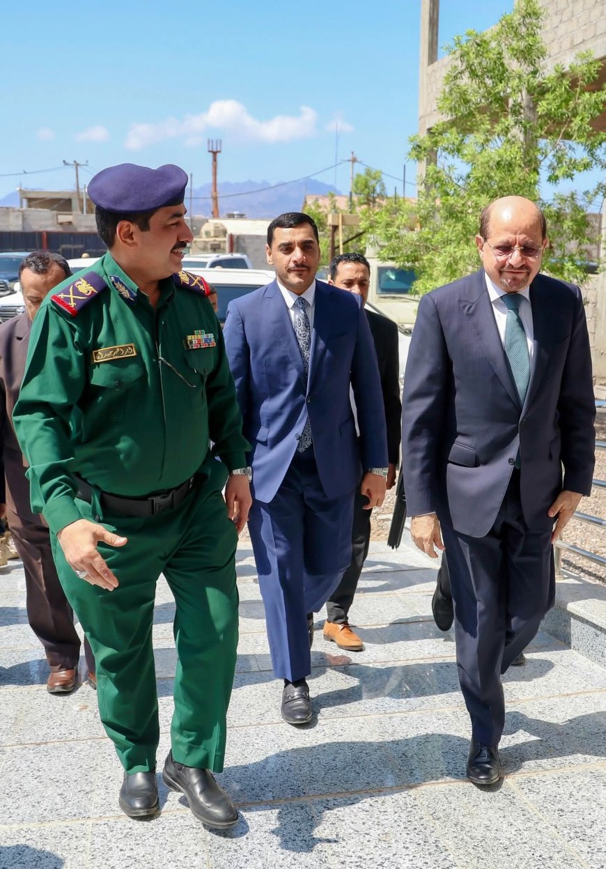 رئيس الوزراء يدشن العمل بمبنى وزارة الداخلية ويؤكد انها ركيزة أساسية للاستقرار المجتمعي ودعمها أولوية حكومية