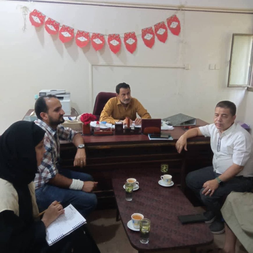 مدير عام مستشفى الامراض النفسية يلتقي مدير الإقليمي لمؤسسة يمان للتنمية الصحية والاجتماعية