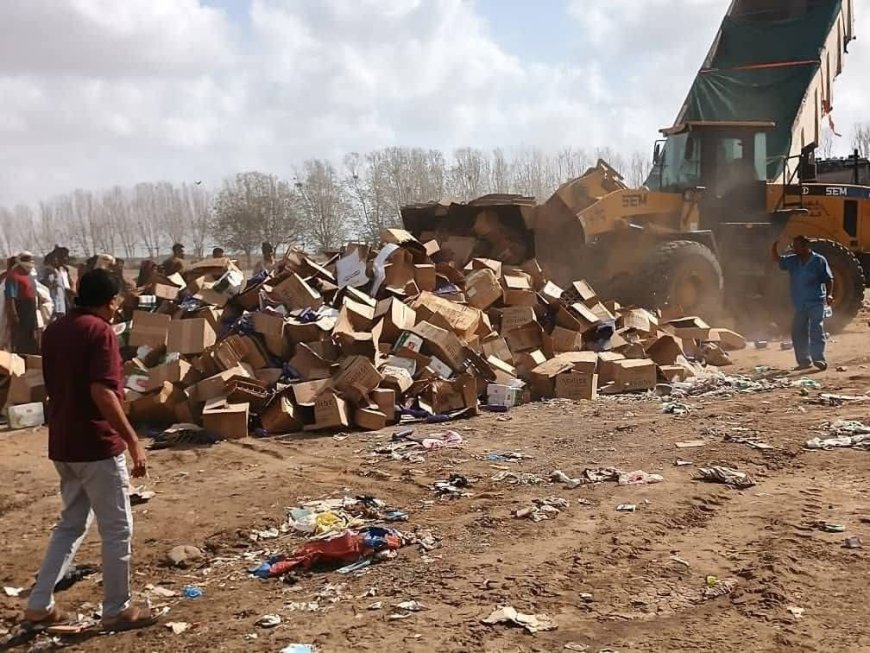 فيما تم اليوم إتلاف ( 8 ) أطنان من المواد غير الصالحة للاستهلاك..صحة البيئة بالمنصورة يواصل ضبط كميات من المواد الغذائية منتهية الصلاحية