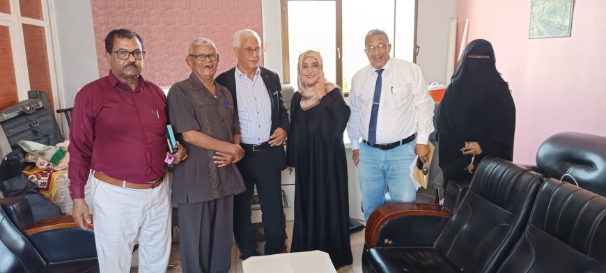 مراسيم الاستلام والتسليم بين الموسيقار بن غودل والدكتورة سميرة باغلاب لمكتب الثقافة بالعاصمة عدن