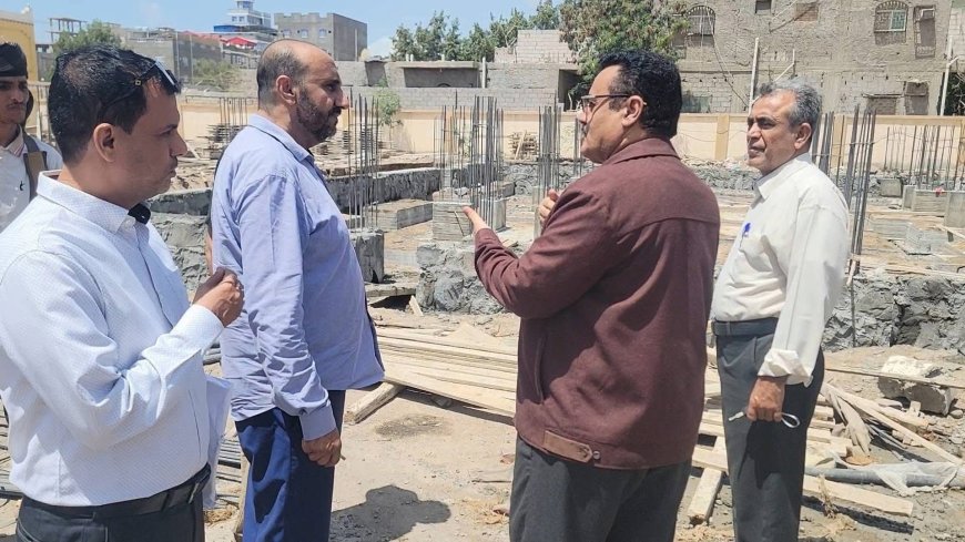 الفريق الاستشاري بعدن يشيدون بجهود قيادة السلطة بمديرية المنصورة على تعزيز البنية التحتية واهتمامها بالخدمات