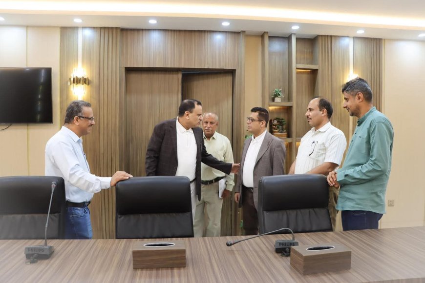 الوزير السقطري يلتقي وزير الدولة وليد الأبارة