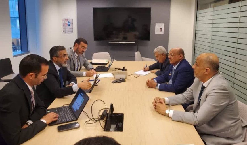 وزير المالية ومحافظ البنك المركزي يبحثان مع قيادة صندوق النقد العربي تنفيذ الإصلاحات الشاملة