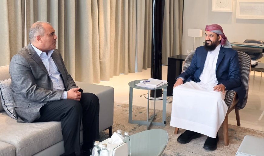 المحرّمي يلتقي وزير التربية العبادي ويطّلع على خطط الوزارة للنهوض بالعملية التعليمية وتحسين جودة مخرجاتها