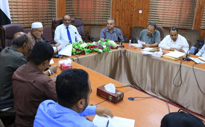 فتح مظاريف مشروعين في المجالين الصحي والمهني بسيئون