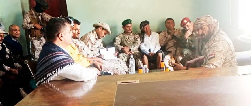 العميد الركن علي حسن الجهوري يعقد لقاءً في ردفان ويؤكد على أهمية الحضور والتنمية وتوحيد الجهود