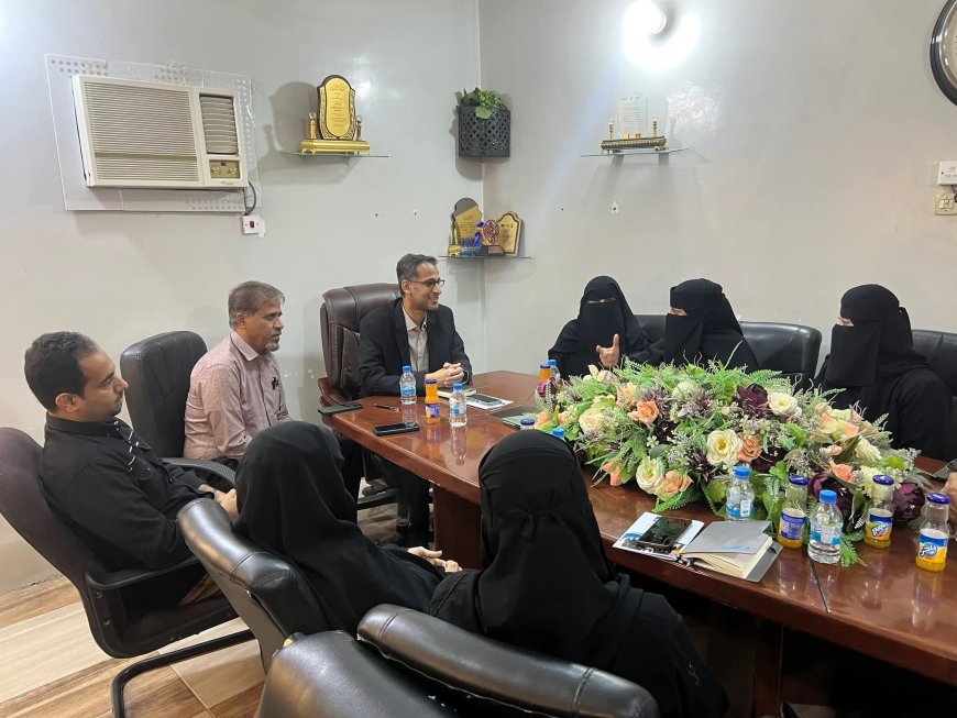 العمودي يطلع على أنشطة وأهداف مشروع تعزيز مشاركة النساء في عملية السلام في المسار الثاني 