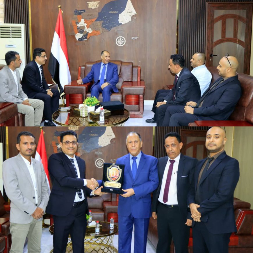 وحدة جمع المعلومات المالية بالبنك المركزي تكرّم الوزير الأشول لجهوده في مكافحة غسل الأموال وتمويل الإرهاب