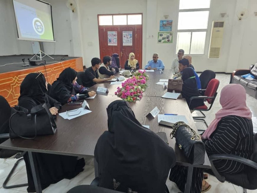 لقاء تشاوري لمناقشة إسهامات المؤسسات والمبادرات المجتمعية في نظافة العاصمة عدن 