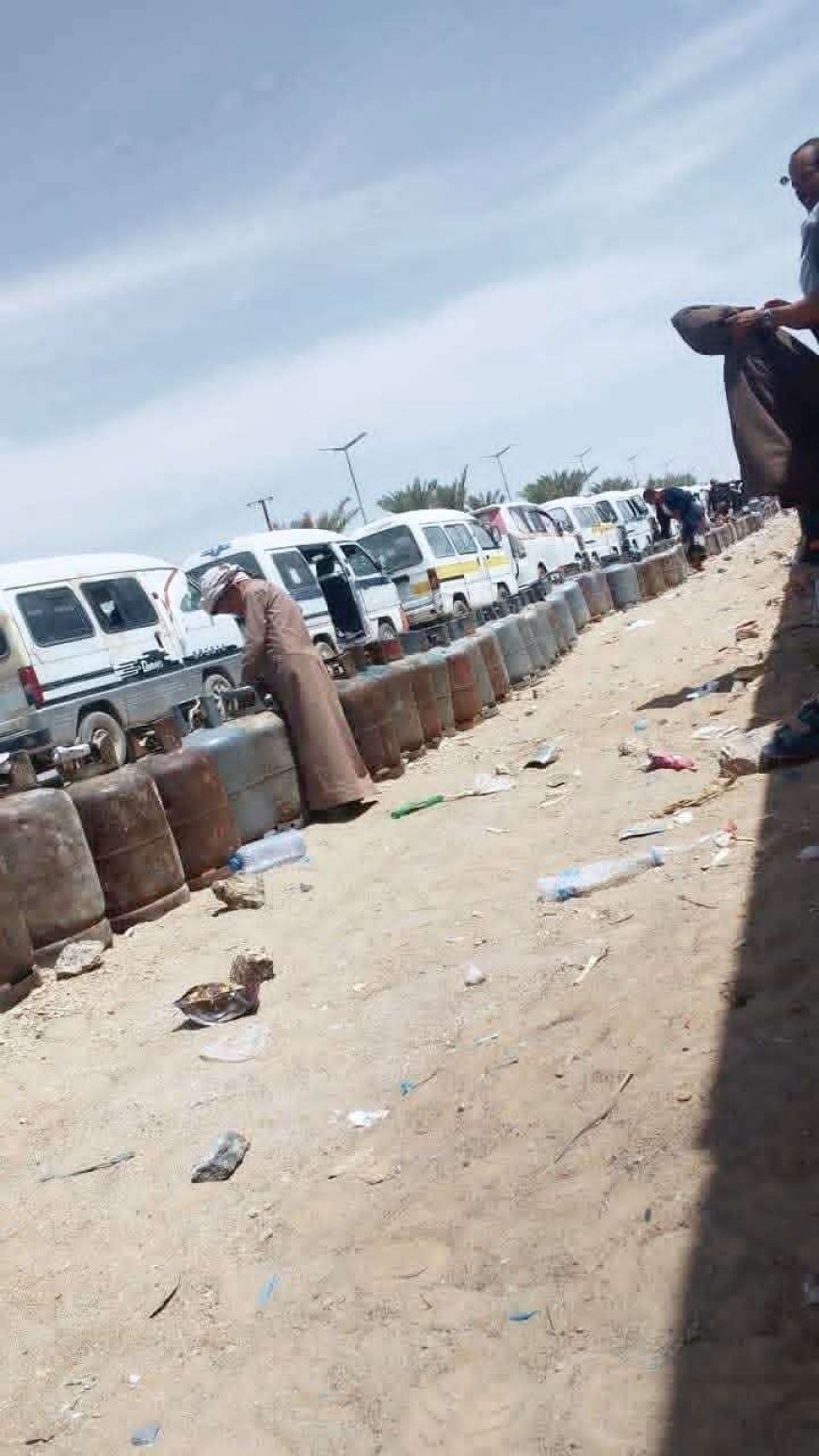 مفارقة مأرب: المحافظة التي تملك أكبر حقول الغاز تختنق بأزمة خانقة.. فماذا يحدث للشرعية؟