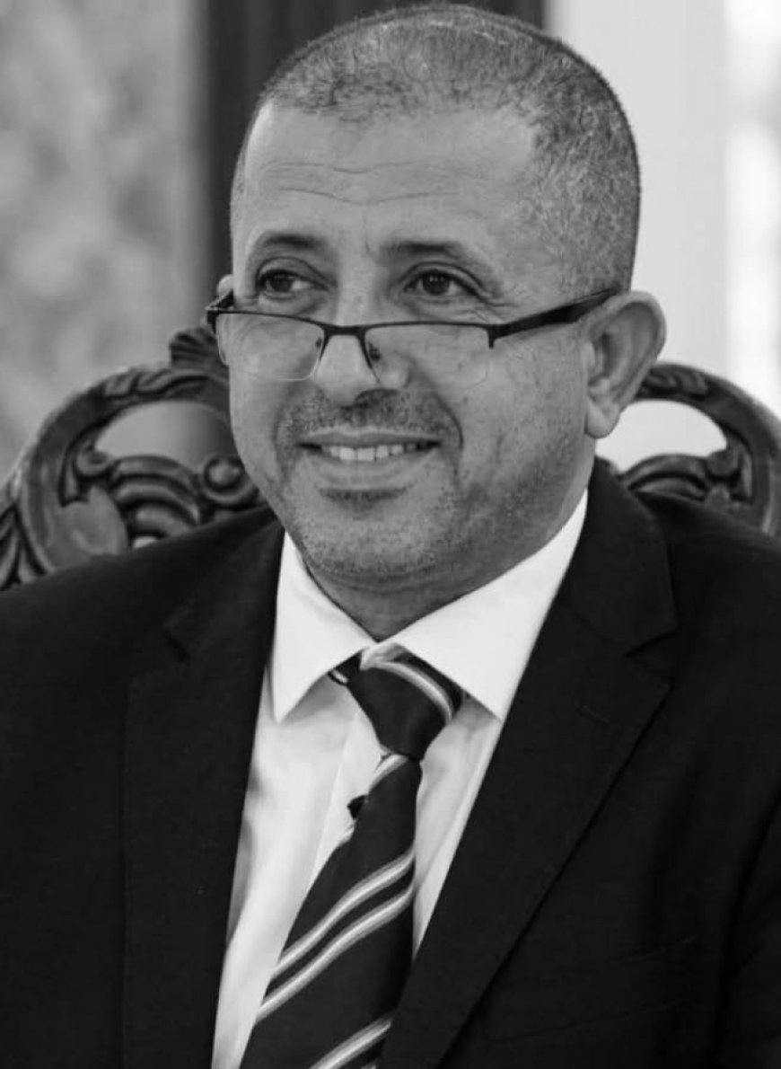 وزير التربية والتعليم (الغبادي) يعزي بوفاة عبدالرحمن الشاعر مدير 