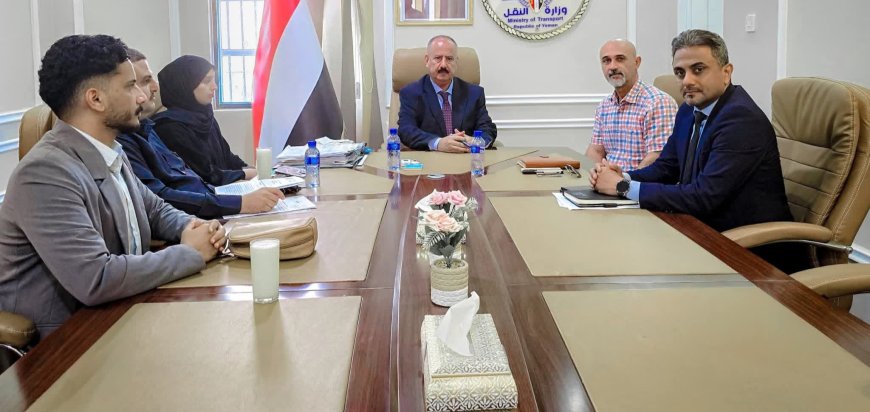 وزير النقل يبحث مع شركة "فالار" الأمريكية آليات تطوير أمن الطيران وتأهيل الكوادر الوطنية