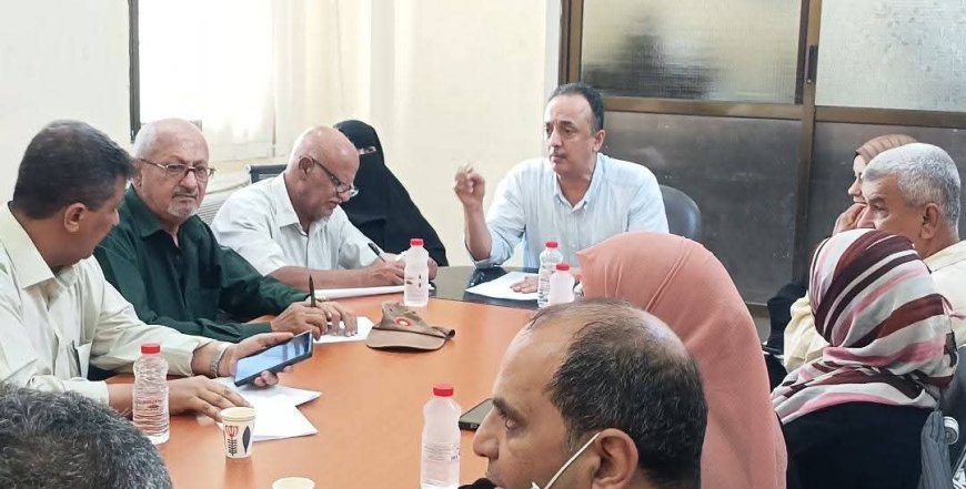 برئاسة الشعبي.. صحة عدن تناقش الوضع الصحي الراهن في المديريات الثمان