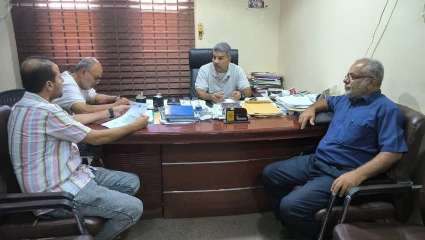 مدير مكتب الشباب والرياضة بعدن يلتقي أمين عام نادي الميناء