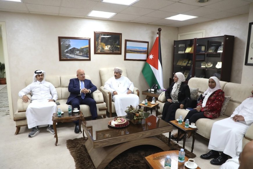 المستشار الثقافي يشارك في افتتاح المعرض التراثي للطلبة الدوليين في الجامعة الهاشمية