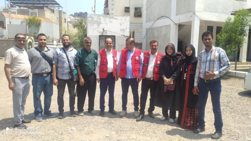 وفد اللجنة الدولية للصليب الأحمر يزور فرع جمعية الهلال الأحمر اليمني في عدن