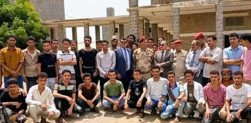 قائد اللواء الأول مشاة يسلم معسكر بدر عقب ضمان مستحقات الطلاب الدارسين 