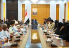 المكتب التنفيذي بحضرموت يعقد اجتماعه الدوري ويعلن عددًا من الإجراءات الإسعافية لملف الكهرباء 