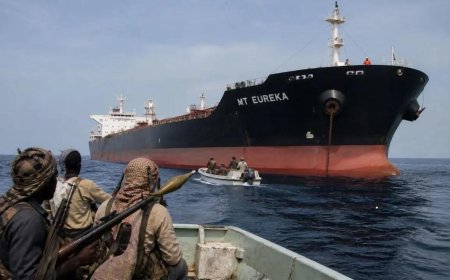اخر بيان أُصدر اليوم الاحد بشأن حادثة اختطاف ناقلة النفط من قبل إعلام خفر السواحل اليمنية – عدن