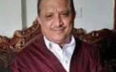 مستشار محافظ تعز يطالب بالإفراج عن الصحفي مجلي الصمدي وفتح تحقيق في ملابسات توقيفه