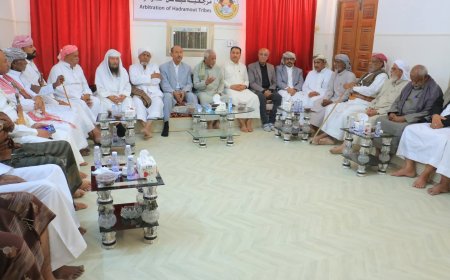 الوكيل بارباع يبحث مع مرجعية قبائل حضرموت الأوضاع الخدمية والاستقرار