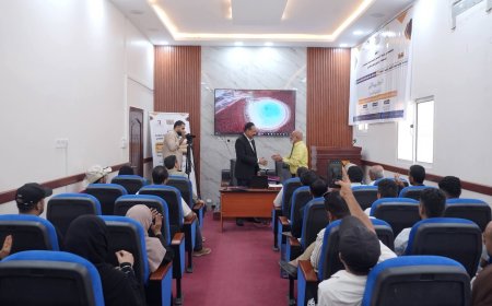 وزير الأشغال يشهد اختتام دورة “أخلاقيات المهنة الهندسية” ويكرّم المشاركين بالشهادات بعدن