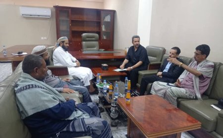 محافظ لحج "مراد الحالمي" يبحث مع مؤسسة "ينابيع الخير" تعزيز التدخلات التنموية بالمحافظة