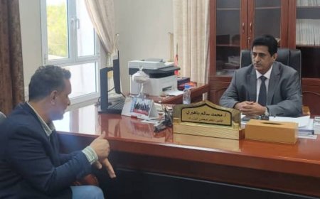 الأمين العام لجامعة سيئون يلتقي الأمين العام لمجلس الوزراء بالعاصمة المؤقتة عدن لمناقشة التسويات الوظيفية والموازنة العامة للجامعة
