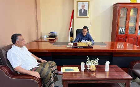 وكيل حضرموت الجيلاني يطلع على أوضاع واحتياجات مديرية أرياف المكلا