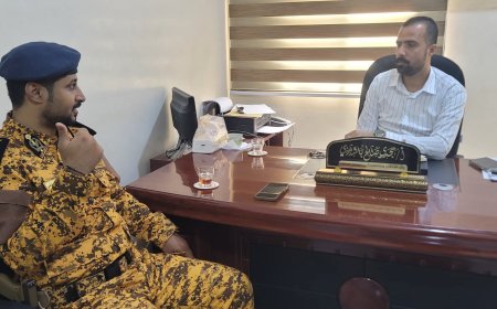 مديرعام سياحة ساحل حضرموت يلتقي مدير إدارة المنشآت 