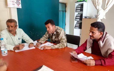 وكيل نيابة الأمن والسجون بلحج يتفقد أوضاع الموقوفين بشرطة الحوطة
