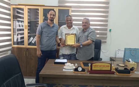 تقديراً لجهوده في النهوض بالعمل التدريبي.. معهد "كليفر" يكرم مدير عام مكتب التعليم الفني بالعاصمة عدن