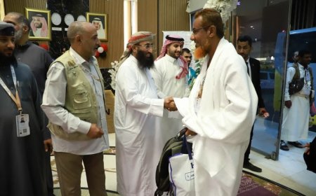 وزير الأوقاف يستقبل أفواج الحجاج ويتفقد مساكنهم في مكة المكرمة