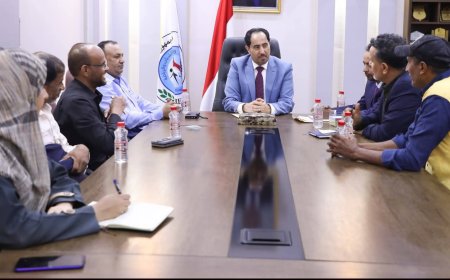 البكري يؤكد دعم الوزارة لنادي سيئون والارتقاء بأنشطته المختلفة