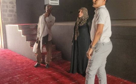 في إطار إنعاش الحراك السينمائي بعدن.. مدير عام مكتب الثقافة تتفقد مستجدات تجهيز "Aden Cinema House"