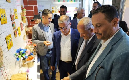 افتتاح معرض “رائدات” للصناعات الإبداعية والفنون المستدامة بتعز 