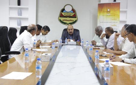 اجتماع بتربية ساحل حضرموت يناقش الاحتياجات التربوية والتعليمية ضمن الخطة التنموية لتطوير مديريات وادي حجر المقدمة من منظمة ائتلاف الخير للإغاثة الإنسانية (BOHR)