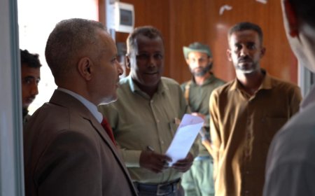 وزير الشؤون الاجتماعية والعمل يطلع على سير عمل اللجنة التحكيمية العمالية