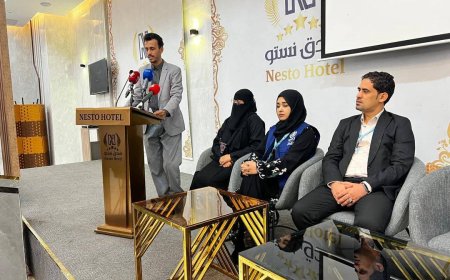 الوكيل الجيلاني يدشن دورة “الأمن الصحي وصحة الحشود في المنافذ الحدودية” بالمكلا