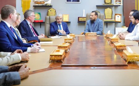 المحافظ شيخ يبحث مع وفد المبعوث الأممي تطورات الأوضاع والقضايا الخدمية والأمنية في العاصمة عدن