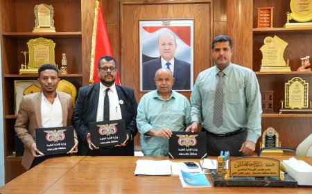 عضو مجلس القيادة الخنبشي يرعى توقيع اتفاقية حفر بئرين ارتوازيين بالمكلا لخدمة أكثر من 290 ألف مستفيد