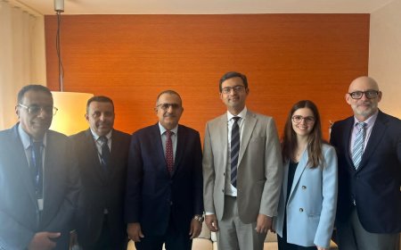 وزير الصحة يلتقي مسؤولي البنك الدولي لبحث تعزيز التعاون ودعم القطاع الصحي