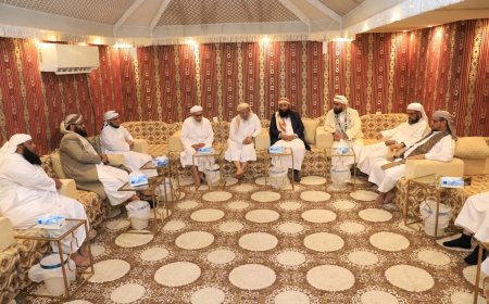 لقاء معالي وزير الأوقاف والإرشاد مع رؤساء المكونات الدعوية ورسائل توحيد الصف 