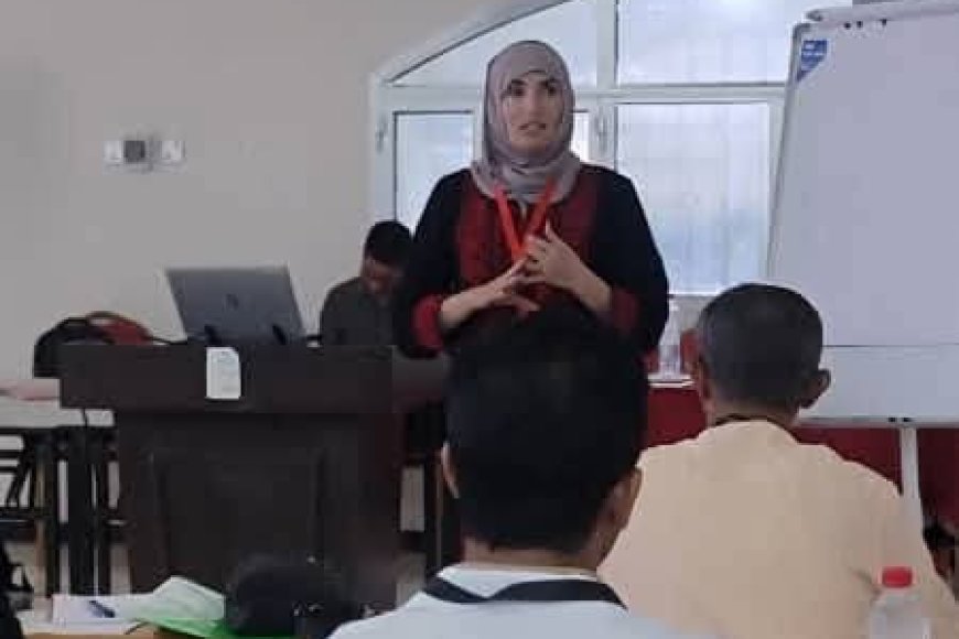بالتعاون مع الصليب الاحمر تدشين دورة "إدارة الإصابات الجماعية" م /عبود العسكري بالتعاون مع الصليب الأحمر.