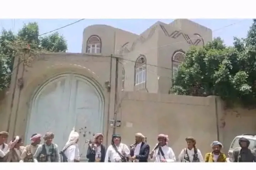 تطور خطير بـ(40) عربة عسكرية.. تفاصيل احتجاز الحوثيين للشيخ بن فدغم وابنة الرئيس صدام حسين