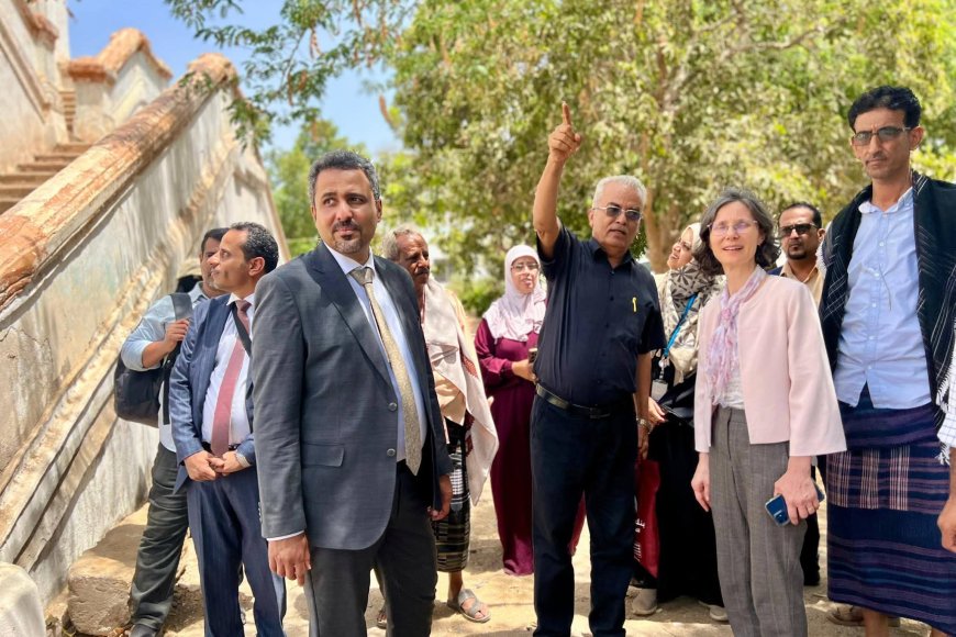 محافظ لحج يبحث مع السفيرة الفرنسية التدخلات الإنسانية والثقافية ويزوران قصر القمندان بالحوطة