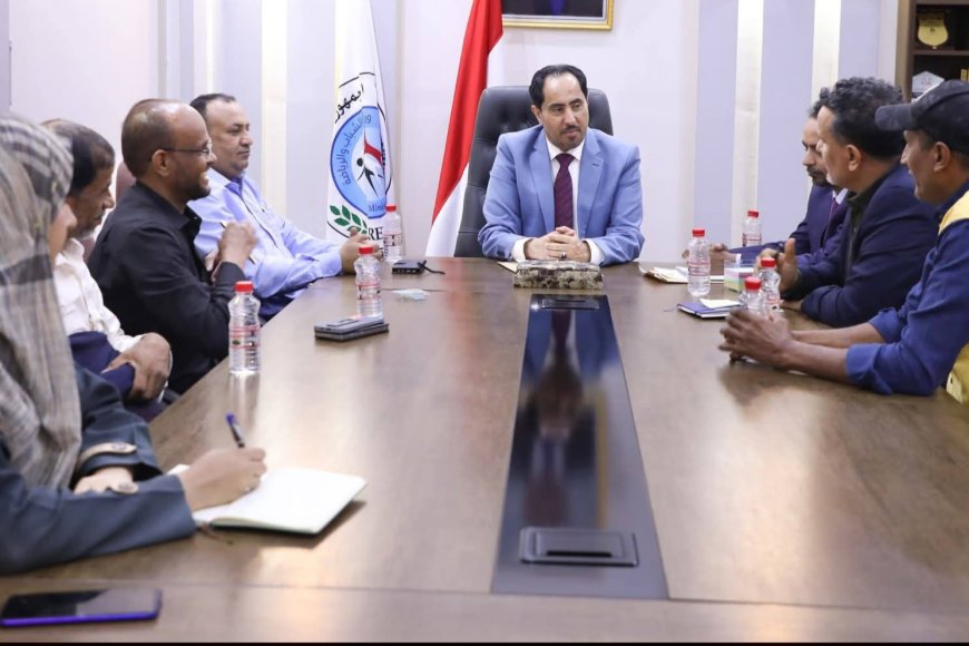 البكري يؤكد دعم الوزارة لنادي سيئون والارتقاء بأنشطته المختلفة