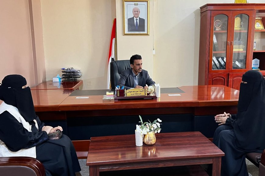 الوكيل الجيلاني يطلع على برامج جمعية الأسرة السعيدة في تمكين المرأة والطفل